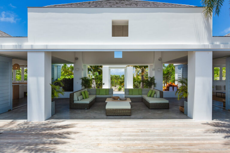 Covered outdoor living area at Villa Olive St. Barts