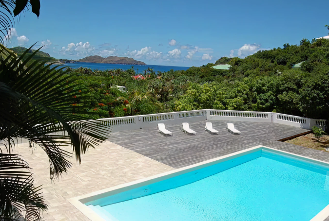 Villa Xanadu pool deck and St. Jean Bay view